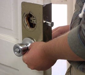Lock Key Store Amesbury, MA 978-225-0518 Lock Key Store Amesbury, MA 978-225-0518